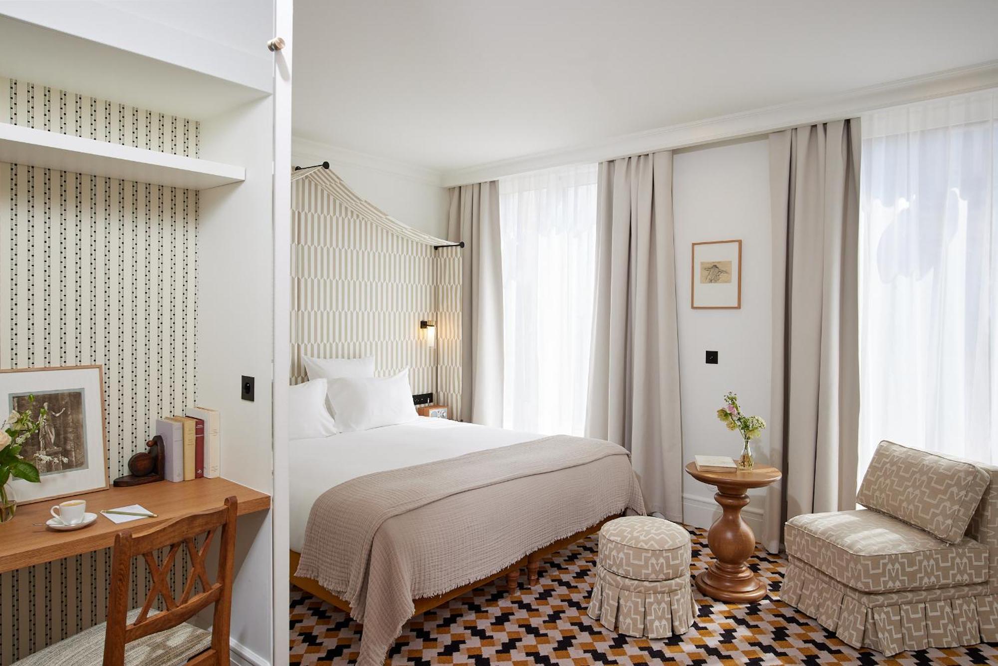 Hotel Noucha Paris Exterior photo